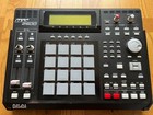 Akai Mpc2500 Sampler Drum Machine All Function Tested W  Cd Cable Etc  Set