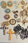 Vintage Religious Jewelry Lot  Medals  Necklaces  Rosaries  Bubble Tops  29 Pcs 