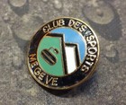 Club Des Sports Megeve Vintage Pin Badge Curling