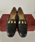 Salvatore Ferragamo Boutique  Women   s Sz 7aa Leather Navy Gold Loafers Narrow