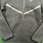 Nike Boys  Large Black Tech Fleece Full-zip Hoodie Activewear Hv5867-010  stains