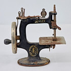 Antique Singer Model 20 Miniature Sewing Machine Cast Iron Usa Circa 1910s