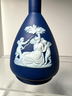 Late - 19th Century - Wedgwood Neo-classical Dark Blue Jasperware Bud Vase