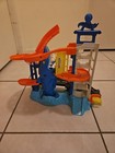 Hot Wheels City -attacking Shark Escape Trackset- Fun 