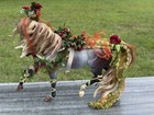 Breyer Esprit Christmas 2014 Holiday Horse Bayberry And Roses Rose Grey