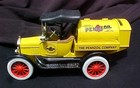 Ertl - 1 25 Die Cast - 1918 Tanker Truck Locking Coin Bank -the Pennzoil Company