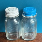 Vintage Ball Mason Jar Glass Salt   Pepper Shakers Set New In Original Box