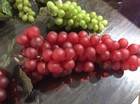 7pc Grapevine Bunches Green Red Grapes Plastic Rubber Display Tablescape Vintage
