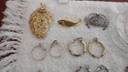 Vintage Costume Jewelry Lot Of 34 Pieces 