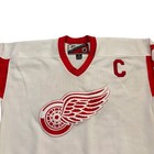 Pro Player Detroit Red Wings Steve Yzerman 19 Hockey Jersey White Mens Xl Nhl
