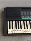 Yamaha Psr-150 Portable 61-key Electronic Keyboard - Read