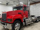2020 Mack Pi64t Pinnacle Semi Truck