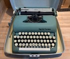 Vintage 1960 Smith Corona Sterling Portable Typewriter   Case-exceptionally-nice