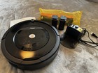 Irobot Roomba 805 Robot Vacuum     Tested     Dock   2 Virtual Walls     Box