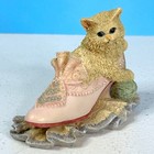 Vintage 1996 Westland Ain t Misbehavin  Puss In Boots 3 x4  Figurine Cat In Shoe