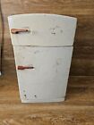 Vintage 1950s Wolverine Wizard 17  Tin Metal Play Refrigerator White