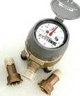 Badger Model 25 Water Meter 5 8  X 3 4  Us Gallon With Couplings Lead Free