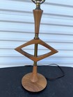 Vintage Unique Mid Century Modern Wood   Brass    diamond Heart    25    Table Lamp