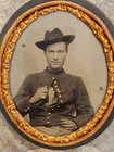 Nice Round Portrait Photo Of Civil War Soldier W Gold Buttons   Ring In Case