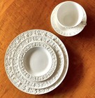 Vintage 60 s Wedgwood Queensware Etruria Barlaston Cream Four  4  5-pc Setting