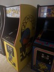 Pac-man Arcade Machine  vintage 