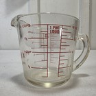 Vintage 1940   s Pyrex 2 Cup 16oz Glass Measuring Cup D Handle Red Lettering  516
