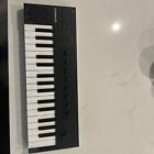 Native Instruments M32  Komplete Kontrol Keyboard Controller  26154 