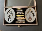 Old Timer Wood Display Case   Box W  Assorted Pocket Knives  Stainless Steel
