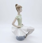 Lladro 1360 Laura Ballerina Porcelain Figurine 8 5  By Juan Huerta 
