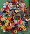  200  New   Used Approx 5 8    Multi-color Plastic 2-hole Craft Buttons-m4