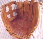 Wilson A2014 The Ball Hawk Logo Usa Rh 1980 s Baseball Glove 11  Open  h  Web