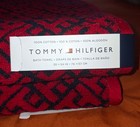  2  Tommy Hilfiger 100  Cotton Bath Towels 30 x54  Red Navy