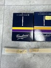 40 Vandoren Traditional Bb Clarinet Reeds  4    3 Old Stock