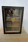 Cigar Humidor desktop Humidor 200-count Triple-sided Light  Digital Hygrometer