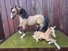 Breyer  mare   Foal Color Crazy  Treasure Hunt  2008  - Traditional Model Horse