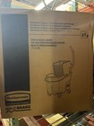 Rubbermaid Commercial Wavebrake 35 Qt Yellow Mop Bucket Side-press Wringer