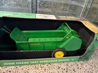 1 8 Scale Models John Deere 1952 Model L Manure Spreader