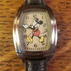 Disney  Unisex Mickey Mouse Vintage Classic  Leather Strap Watch used  Mck762 