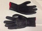 O neill Psycho 3mm Wetsuit Gloves Fluid Seam Weld Black Red Size Medium Surfing