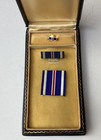 Distinguished Flying Cross Case  w  Ribbon   Lapel Pin     Wwii