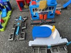Hot Wheels Car Play Set Track Lot Police Station Loop