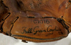 Rare Vintage 1970 s Baseball Catchers  Mitt glove Very Good Condition
