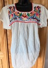 Vintage Mexican Oaxacan Top Size M Embroidered Peasant Blouse Boho Hippie Floral