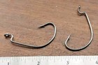 25ct 3 0 Worm Hooks Ewg Extra Wide Gap Black Nickel Off Set 2x Strong