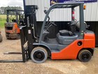 2015 Toyota 8fgu25 Forklifts  3 Stage Sideshift 5000 Lb Cap Solid-pneumatic Tire