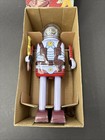 Vintage Style Space Commando Tin Toy Robot Ms 404 Wind Up Walking Spaceman Box