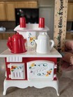 Vintage Starke Grandma s Stove Sugar Bowl Salt   Pepper Pots Doll Play Stove 