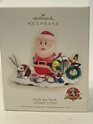 Hallmark Keepsake 2007 Christmas Ornament Looney Tunes  deck The Yard   In Box