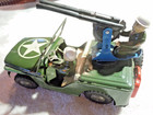8 Inch Japanese Tin  anti-aircraft Patrol Jeep    Twin Moving Guns   2 Figures