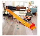Hot Wheels 6-lane Raceway Track Set W  Lights Sounds 6 Cars 8ft Track